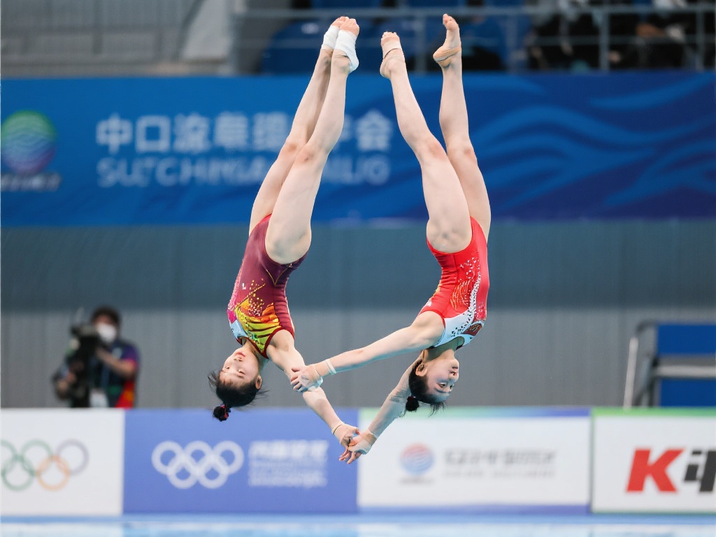 以本次比赛为例，我们可以看到，团队合作在