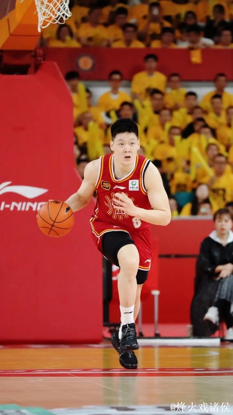 CBA俱乐部杯：张宁砍下21+7 山西汾酒力克广州朗肽海本